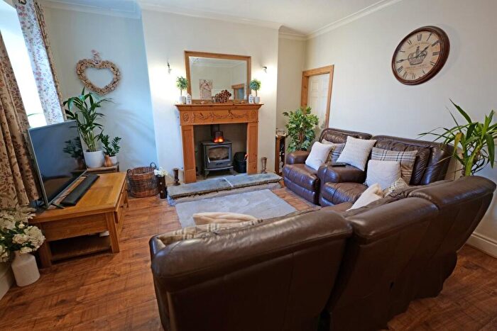 3 Bedroom Terraced House For Sale In Colne Road, Earby, BB18