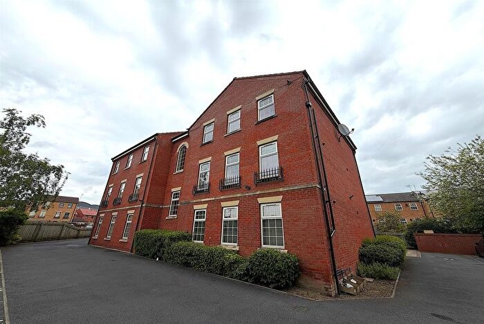2 Bedroom Flat To Rent In Blue Mans Way Catcliffe, Rotherham, S60
