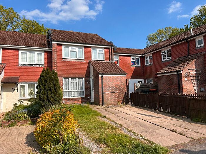3 Bedroom Property To Rent In Fairway, Crawley, RH11