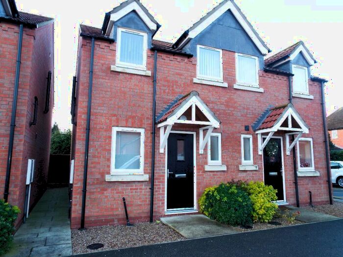 2 Bedroom Semi-Detached House To Rent In Mill Lane, North Hykeham, LN6
