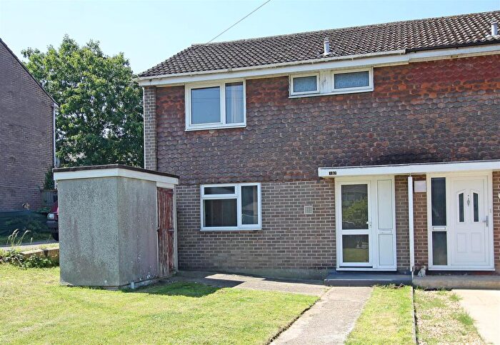 2 Bedroom End Of Terrace House For Sale In Paddington Grove, Bournemouth, BH11