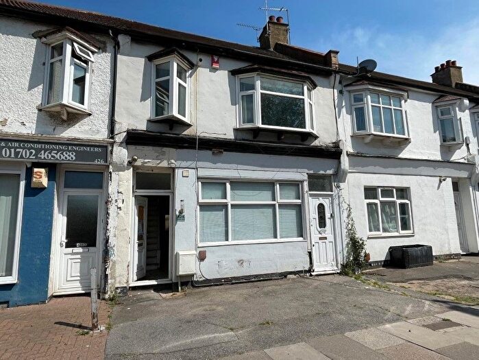 3 Bedroom Terraced House For Sale In Sutton Road, Southend-On-Sea, Essex, SS2