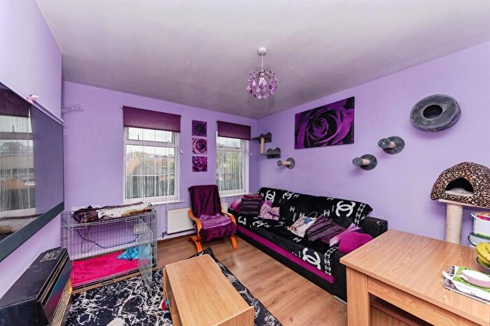 3 Bedroom Flat For Sale In Sykes Street, Hull, HU2