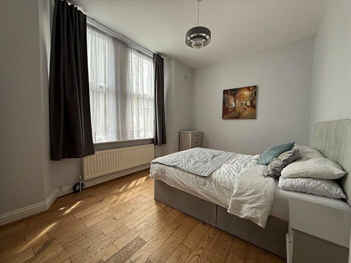 1 Bedroom Flat To Rent In Craven Park, London, NW10