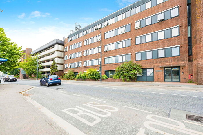 1 Bedroom Flat For Sale In Mitchell House, Eastleigh, SO50
