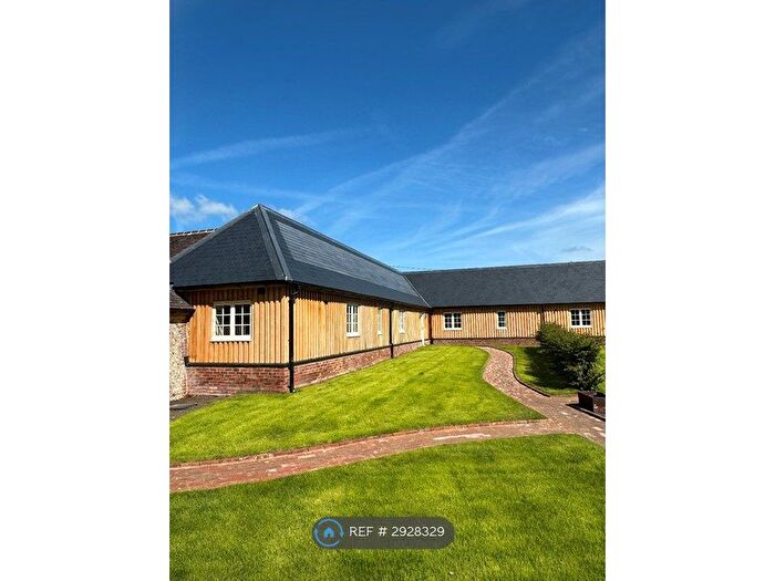 2 Bedroom Semi-Detached House To Rent In The St, Lewes, BN8