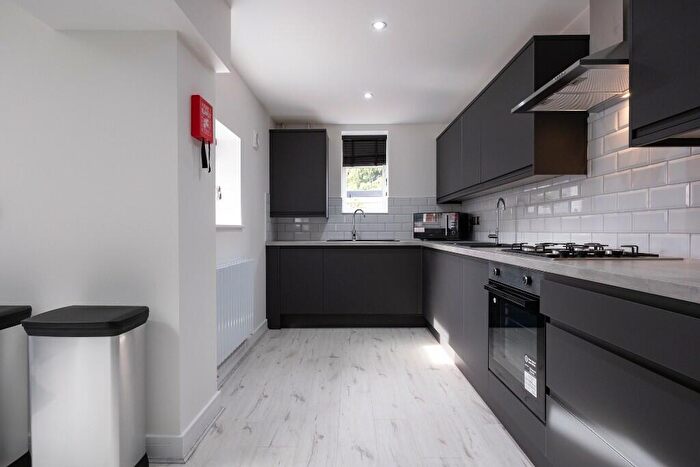 1 Bedroom Semi-Detached House To Rent In Burton Road, Lincoln, Lincolnshire, LN1