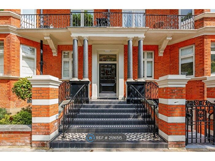 3 Bedroom Flat To Rent In Lauderdale Road, London, W9