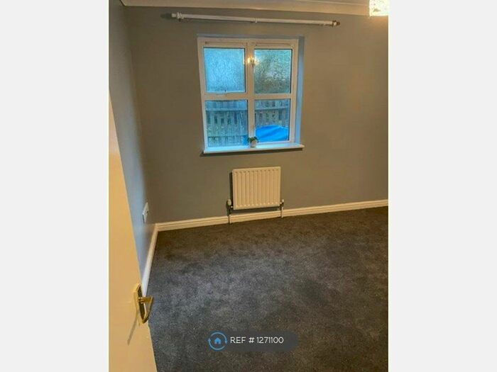 1 Bedroom Flat To Rent In Old Kenton Lane, London NW9
