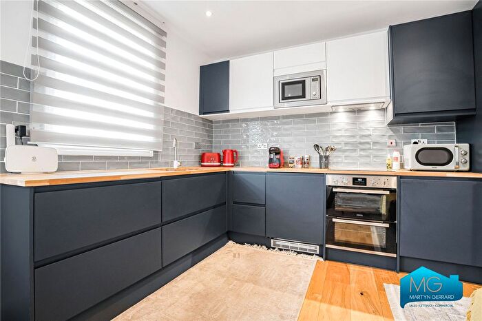 2 Bedroom Terraced House To Rent In Hadley Highstone, Barnet, Hertfordshire, EN5