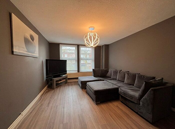 4 Bedroom Property To Rent In Silver Street, Edmonton, N18