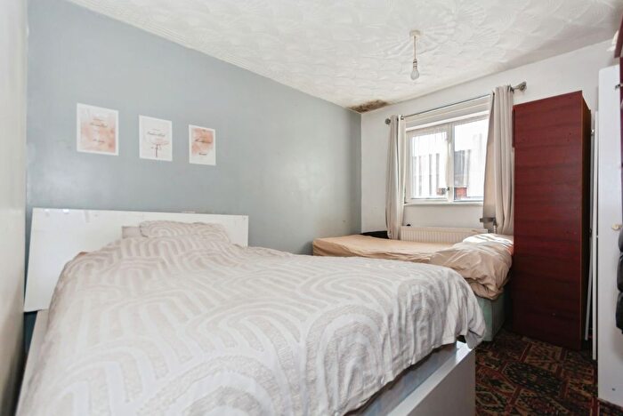 6 Bedroom Semi-Detached House For Sale In Palmerston Road, Birmingham, West Midlands, B11