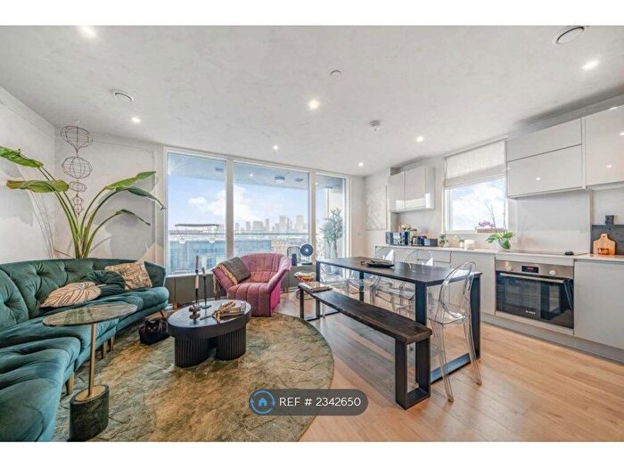 2 Bedroom Flat To Rent In Kitson House, London, E3