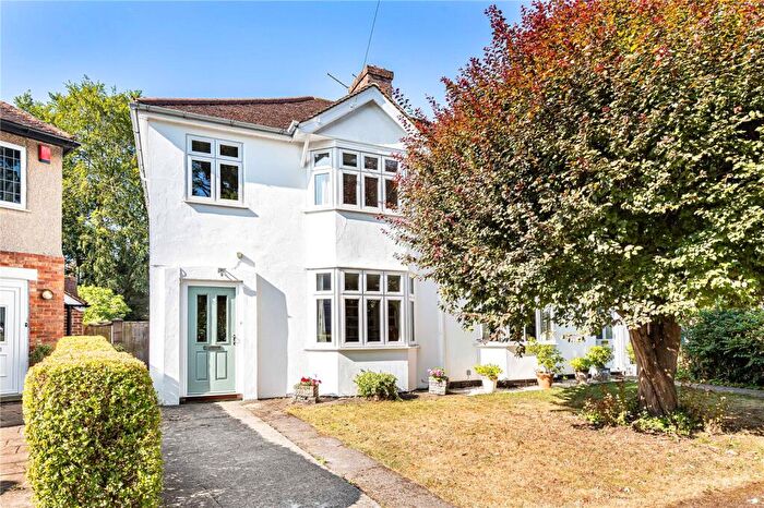 3 Bedroom Semi-Detached House For Sale In Salisbury Crescent, North Oxford, OX2