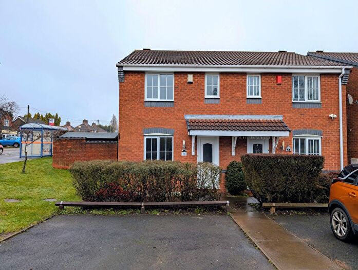 3 Bedroom Semi Detached House To Rent In Mill Road, Brownhills, WS8
