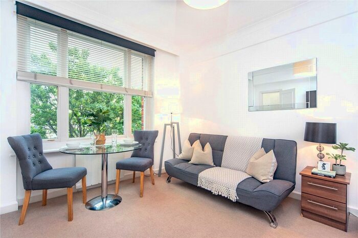 Studio To Rent In Hill Street, London, W1J