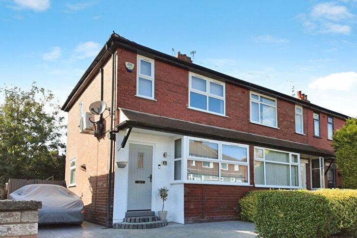 2 Bedroom Semi-Detached House For Sale In Gair Road, Stockport, Greater Manchester, SK5