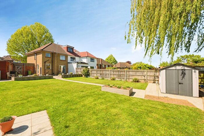 3 Bedroom Semi-Detached House For Sale In Kingscroft Road, Leatherhead, Surrey, KT22