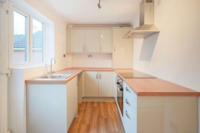 2 Bedroom Semi-detached House To Rent In Birley Spa Lane, Sheffield, S12