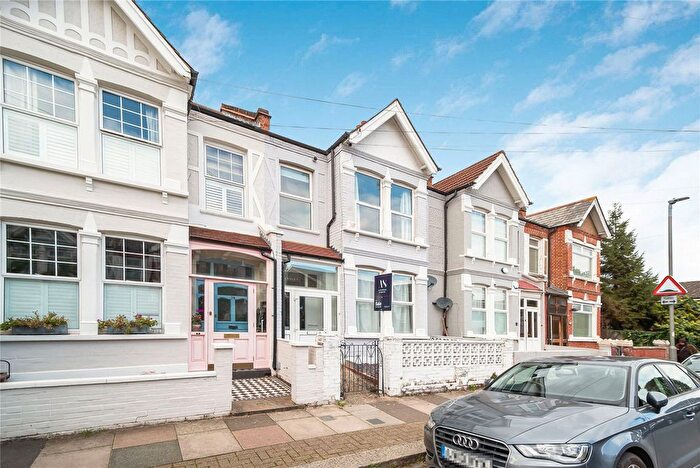 4 Bedroom Terraced House For Sale In Pretoria Road, Furzedown, SW16