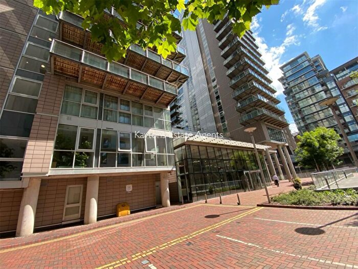 2 Bedroom Apartment To Rent In Clowes Street, Salford, M3