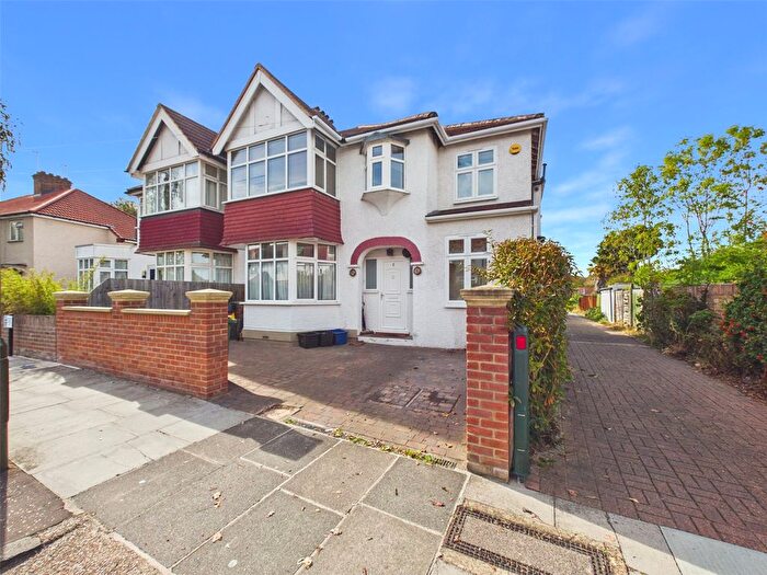 4 Bedroom Semi-Detached House To Rent In Fielding Avenue, Twickenham, TW2