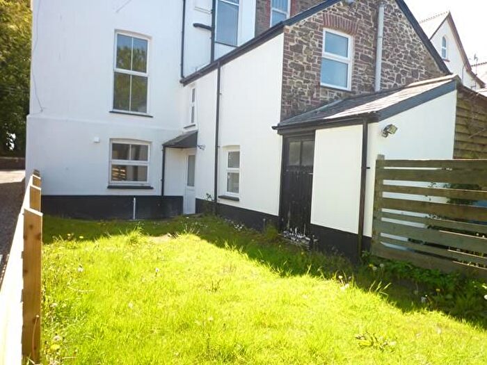 1 Bedroom Flat To Rent In Flat, North Road, EX22