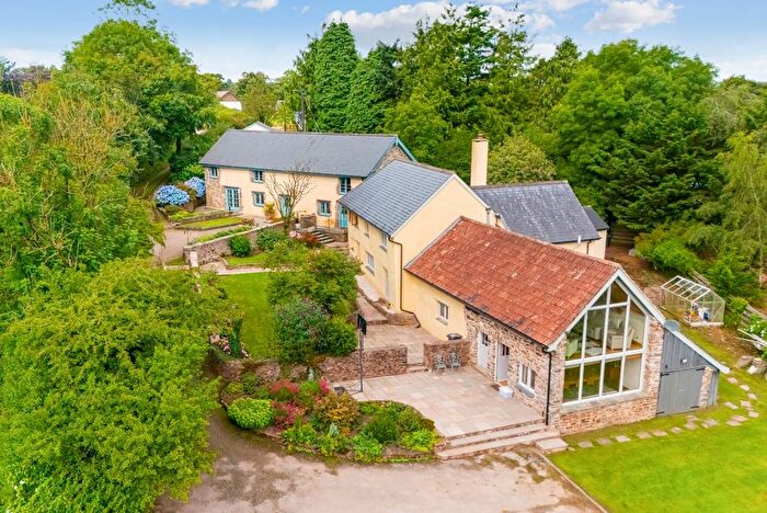 6 Bedroom Detached House For Sale In Washfield, Tiverton, Devon, EX16