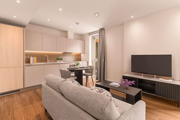 Studio To Rent In Nine Elms Lane, London, SW11