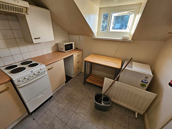 1 Bedroom Apartment To Rent In Monument Road, Ladywood, B16