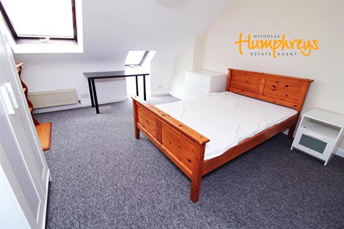 6 Bedroom Terraced House To Rent In Stafford Road, Southampton, SO15