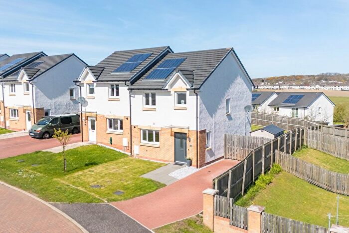 3 Bedroom Semi Detached House For Sale In Cardenden, KY5