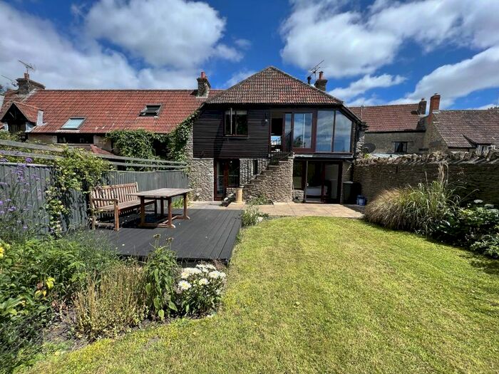 3 Bedroom Property To Rent In The Cross, Buckland Dinham, Nr Frome, BA11