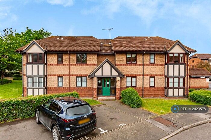 2 Bedroom Flat To Rent In Tattershall Court, Dartford, DA2