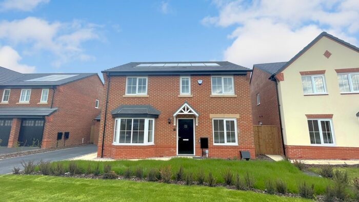 4 Bedroom Detached House To Rent In Burstock Drive, Preston, Lancashire, PR4