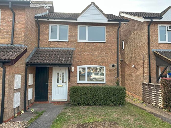 2 Bedroom Terraced House To Rent In Downsview, Warminster, BA12