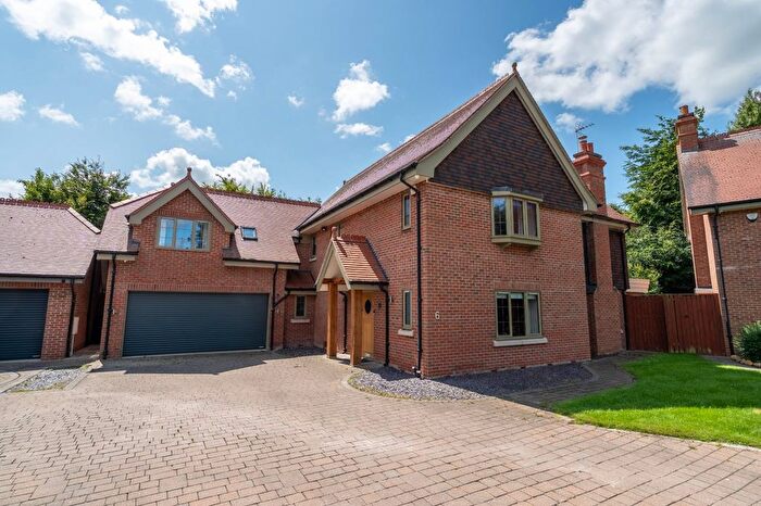 4 Bedroom Detached House To Rent In Oak Park, Alderley Edge, Cheshire, SK9