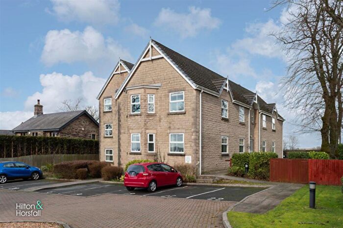 2 Bedroom Apartment For Sale In Castle Court, Colne, BB8