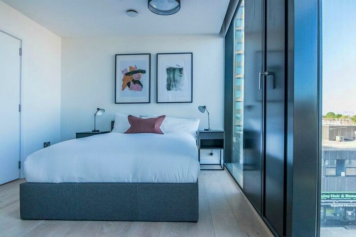 1 Bedroom Flat To Rent In Highgate Hill, London, N19