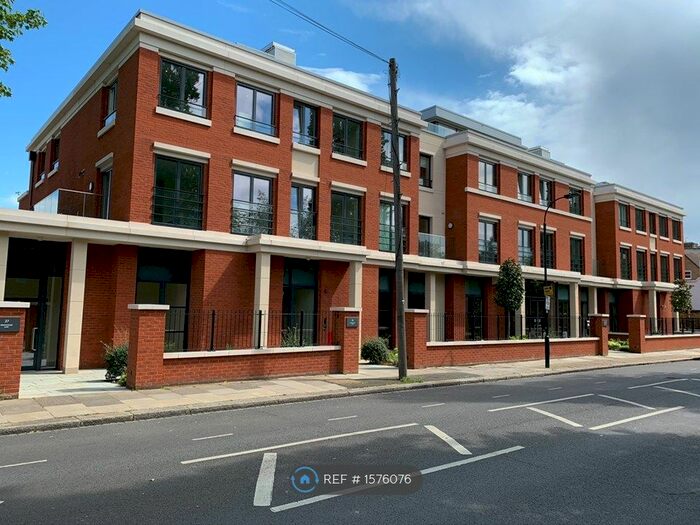 2 Bedroom Flat To Rent In Broomhouse Lane, London, SW6