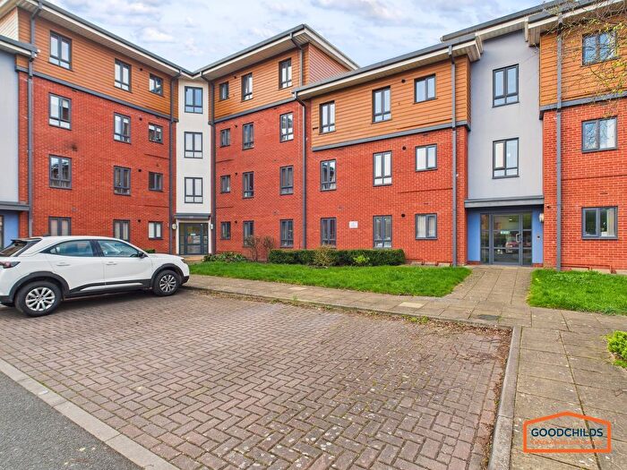 2 Bedroom Flat To Rent In High Street, Brownhills, WS8
