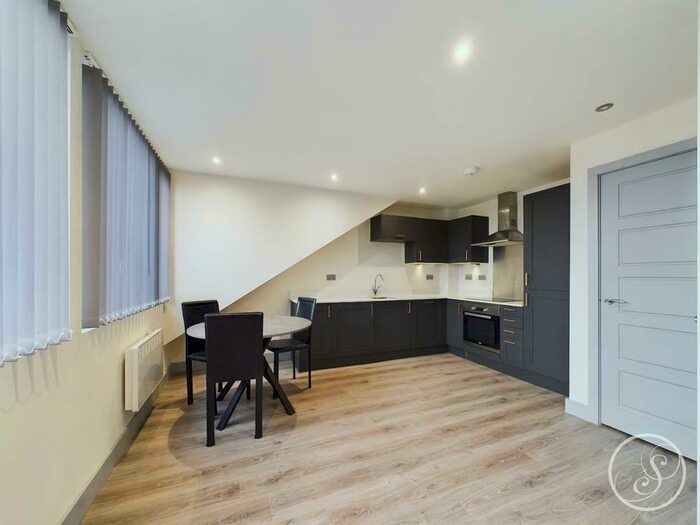 2 Bedroom Flat To Rent In Stanningley Road, Stanningley, Pudsey, LS28