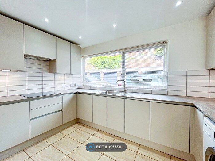 2 Bedroom Flat To Rent In Oakdale Road, Sheffield, S7