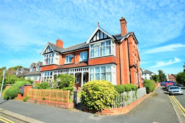 1 Bedroom Apartment To Rent In Mansfield Road, Reading, Berkshire, RG1