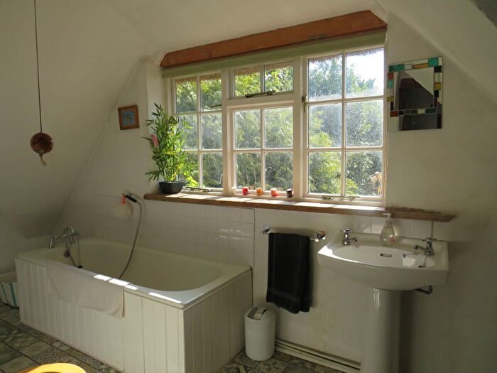 4 Bedroom Property To Rent In The Headlands, Downton, Salisbury, SP5