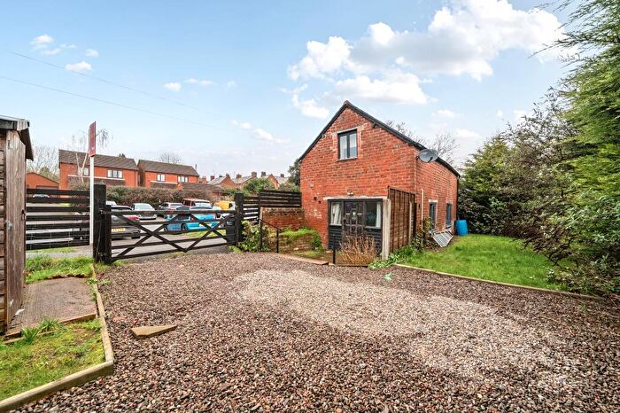 2 Bedroom Cottage For Sale In Leominster, Herefordshire, HR6