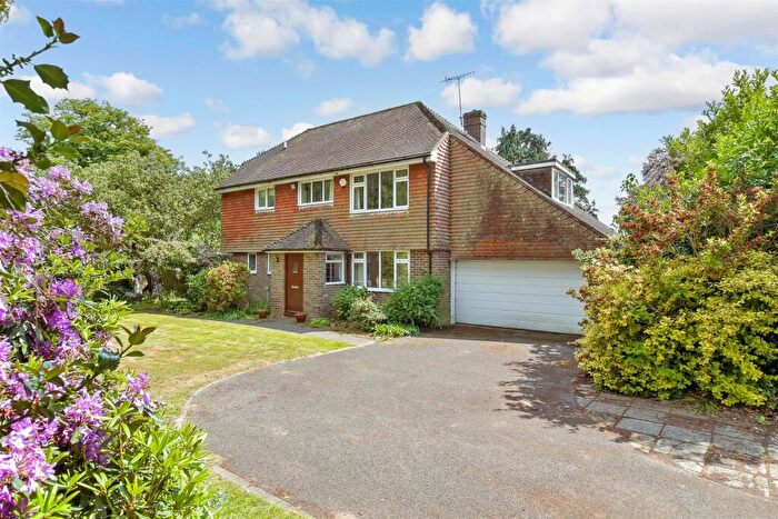 4 Bedroom Detached House For Sale In The Paddock, Lyminster, Littlehampton, West Sussex, BN17