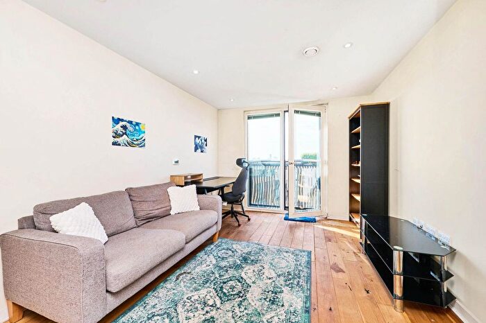 1 Bedroom Flat To Rent In Woods House, Grosvenor Waterside, Gatliff Road, London, SW1W