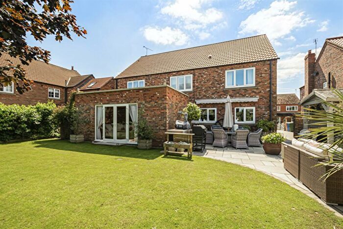 4 Bedroom Detached House For Sale In Cleveland Close, Hook, Goole, DN14