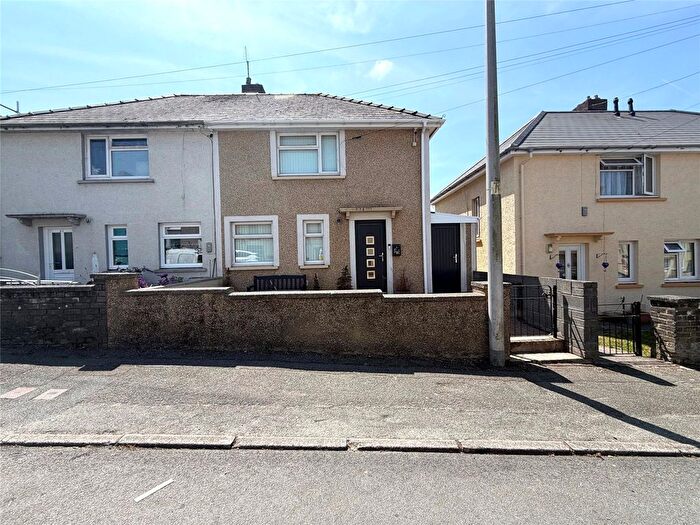2 Bedroom Semi-Detached House For Sale In Cromwell Road, Milford Haven, Pembrokeshire, SA73